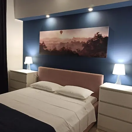 Katana Apartment *