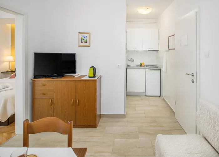 Katana Apartment *